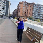 Soy una persona divertida, empatica, tranquila,… Me gusta cuidar de niños y ayudarles con los deberes. Doy clases de 6 a 16 años.